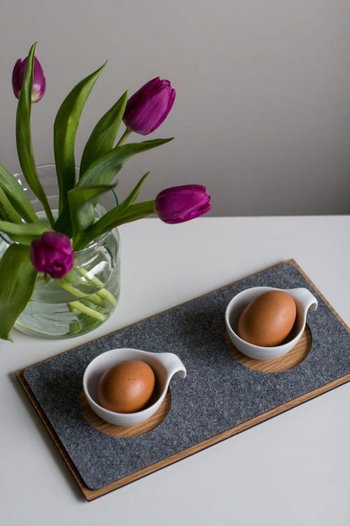 Small wood and felt serving tray for 2 persons, 1 pc. | Serveware by DecoMundo Home
