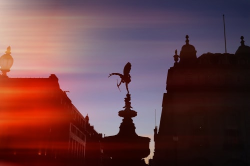 Eros Piccadilly circus | Photography by Louise O'Gorman