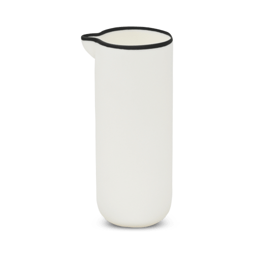 Ligne Carafe | Vessels & Containers by Tina Frey