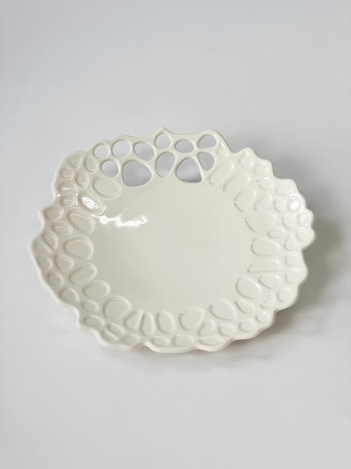 Organic Porcelain Plate | Dinnerware by Artilugis | L'Aliança d'Anglès 1919 in Anglès