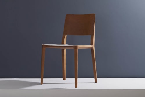 "Evo" CE3. Honey Solid Wood, Textile Seating | Chairs by SIMONINI