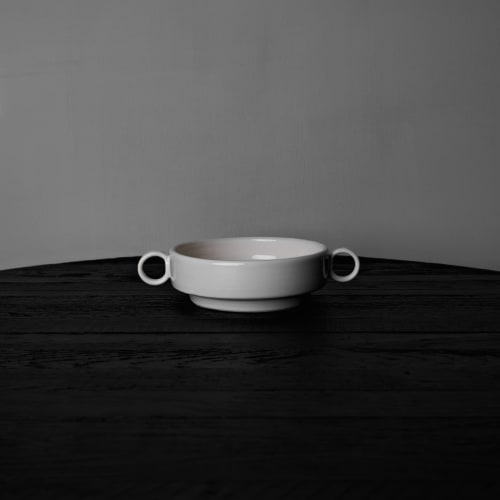 Loops Bowl Bianco Panna Small | Dinnerware by Dennis Kaiser