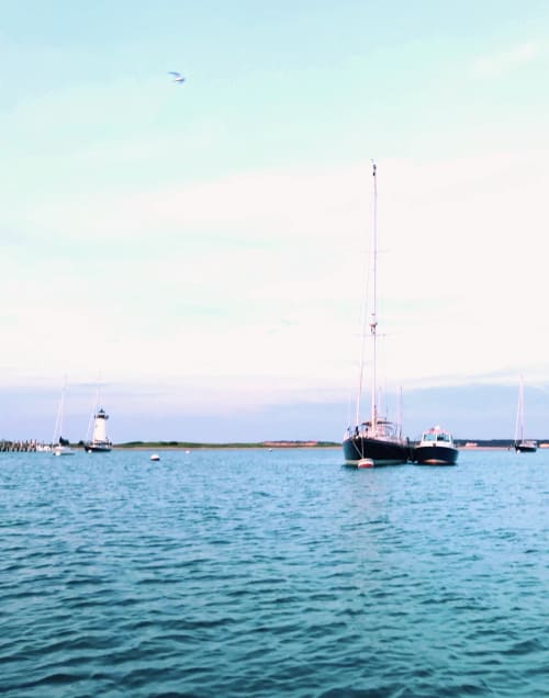 Cocktail Hour By Harbor Light | Photography by Neon Dunes by Lily Keller