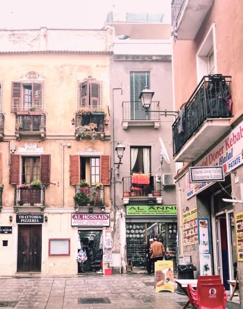 Kebabs | Photography by Neon Dunes by Lily Keller