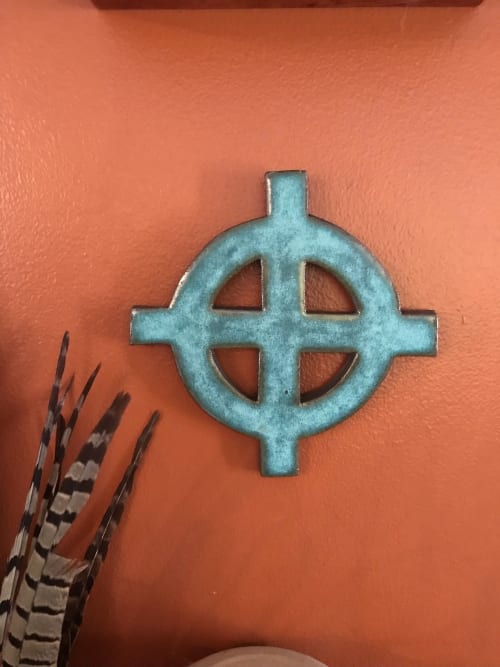 Ailm Celtic Knot Pottery Wall Hanging Textured Turquoise | Wall Sculpture in Wall Hangings by Studio Strietnberger / Knottery Pottery - Kathleen Streitenberger