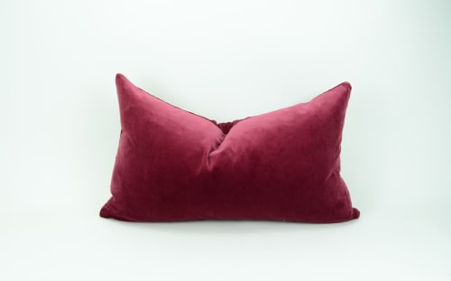 READY TO SHIP 16 x 16 inches // mulberry velvet pillow | Pillows by velvet + linen