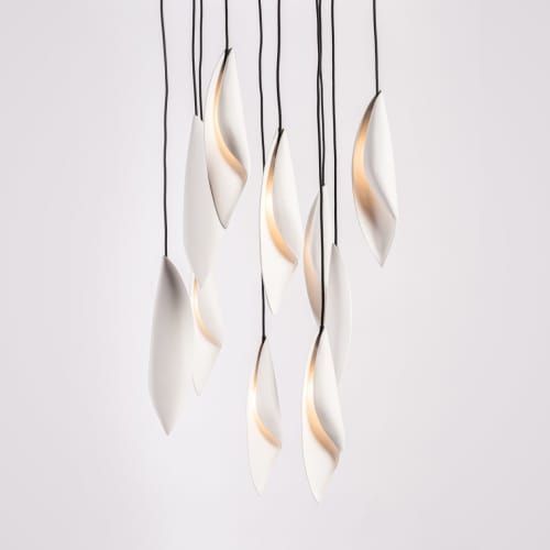 Leaf 10-Piece Chandelier | Chandeliers by Oggetti Designs