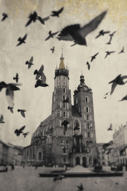 St. Mary's Church,  Kraków | Photography by Louise O'Gorman