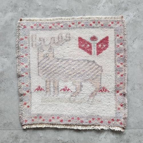 Small Deer Pictorial Rug 1'7'' X 1'8'' | Rugs by Vintage Pillows Store