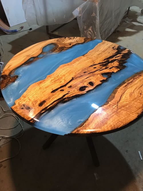 Epoxy Resin Round Dining Table With Olive Wood | Tables by Tinella Collection