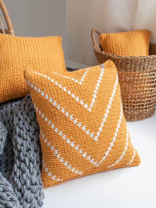 Minimalist geometric lines cushion | Pillows by Anzy Home