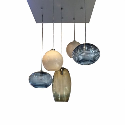 Alan Mizrahi AM2217 Bellucia | Chandeliers by Alan Mizrahi Lighting Design