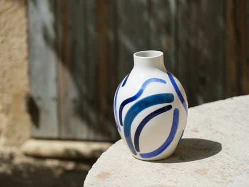 The Buste vase Onde d'azur 7 | Vases & Vessels by Laura Dujoncquoy