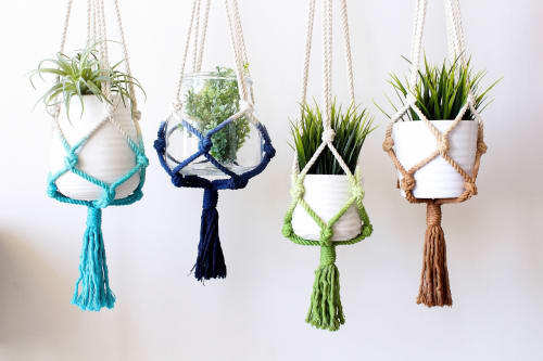 Modern Dip-Dyed Macrame Plant Hanger | Plants & Landscape by Freefille