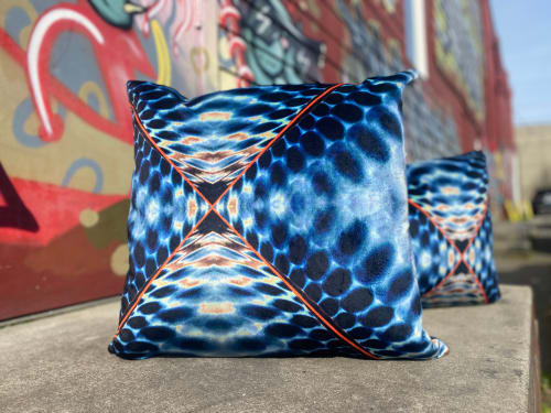 PERFETTO Pillow (Velvet) | Pillows by LUMi C