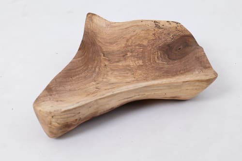 Wooden Bowl, Handmade, Carved | Decorative Bowl in Decorative Objects by Logniture