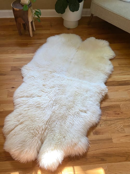 Plush Quad (4-Pelt) Ivory Sheepskin | Area Rug in Rugs by East Perry