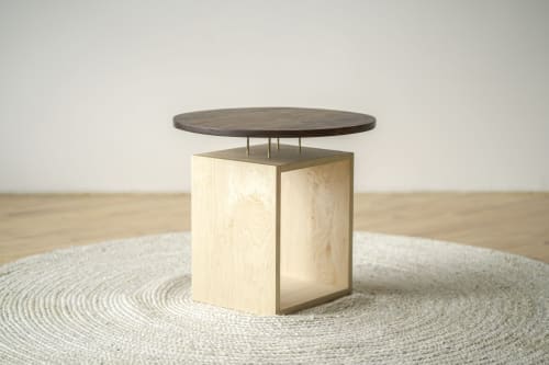 Levitating Circle Side Table | Tables by THE IRON ROOTS DESIGNS