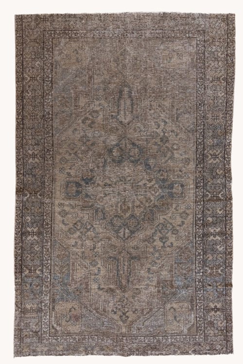 HOLD AED Brockton | 4'2 x 6'4 | Rugs by District Loom