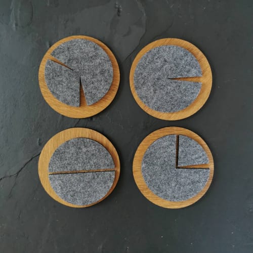 Drink coasters "Pacman" of wood and felt. Set of 4 or 4+1 | Tableware by DecoMundo Home