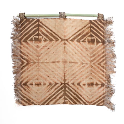 Raffia Wall Hanging - Shibori Diamond Pattern - Brown | Wall Hangings by Tanana Madagascar