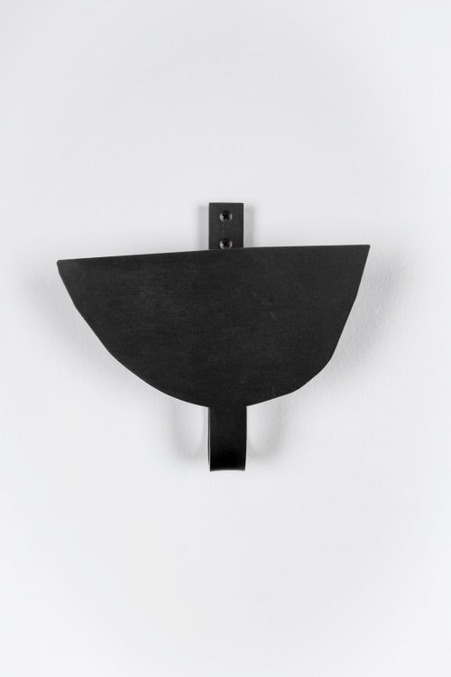 TOMA - Aged Black | Wall Hook | Wall Hangings by Upton