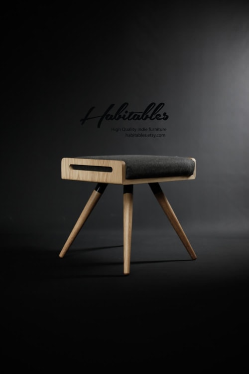 Stool / Seat in Solid Oak Board and Oak Legs | Chairs by Manuel Barrera Habitables