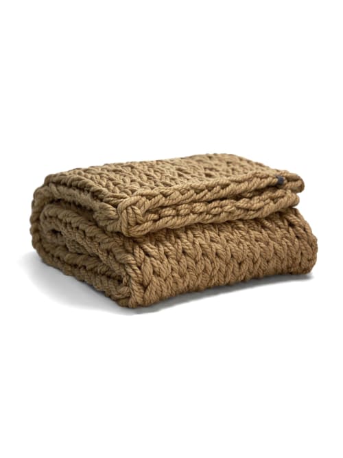 Chunky knit blanket beige | Linens & Bedding by Anzy Home