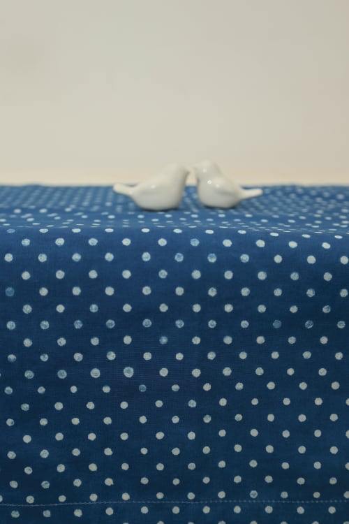 Neel Speckle Tablecloth | Linens & Bedding by Ninéh