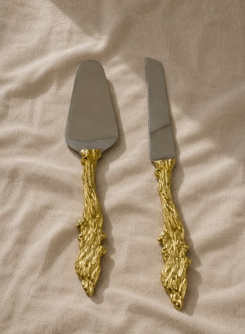 Glyph Cake Server and Knife Set | Utensils by Raíz Studio