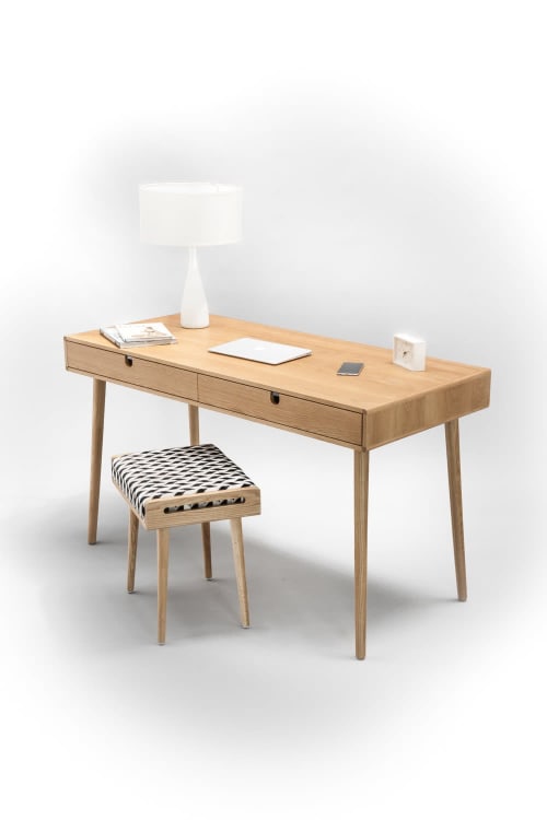 Solid Oak Desk | Tables by Manuel Barrera Habitables