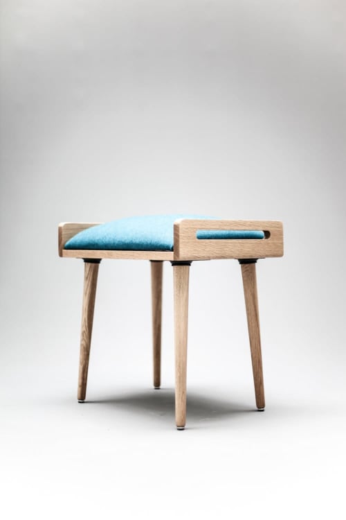 Stool Upholstered | Chairs by Manuel Barrera Habitables