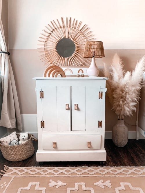 Small Leather Pull [V'ed End] | Hardware by Keyaiira | leather + fiber | Artist Studio in Santa Rosa