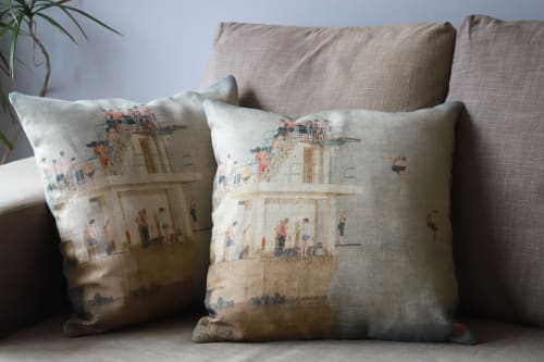Linen Cushion - Spring Break | Photography by Louise O'Gorman