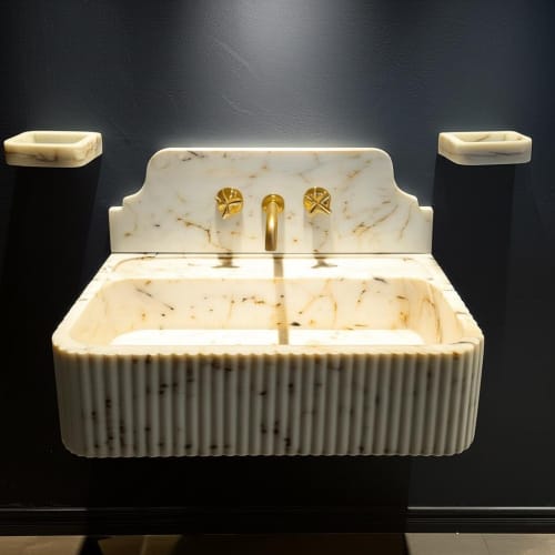 Fluted Calacatta Gold Marble Sink: Modern Bathroom Vanity, 24" x 16" | Water Fixtures by AYMARBLEDESIGN LLC