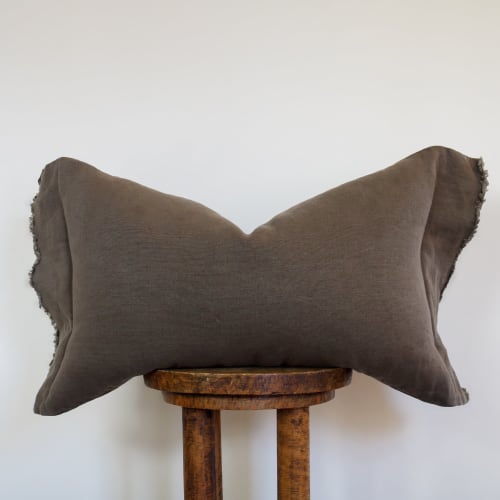 Mushroom Linen with Relaxed Flange Lumbar Pillow 16x24 | Pillows by Vantage Design