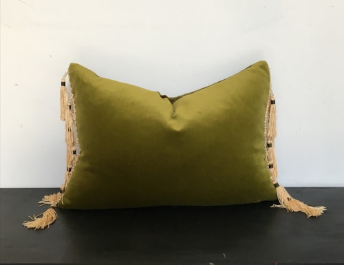 chartreuse silk velvet pillow // chartreuse silk velvet | Pillows by velvet + linen