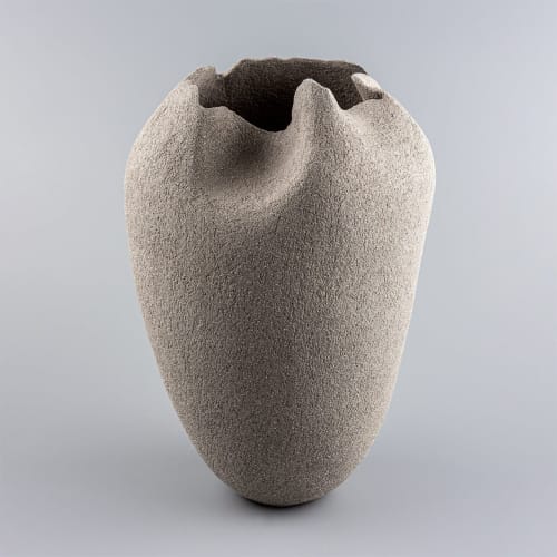 Vase Nadara Tulip | Vases & Vessels by Svetlana Savcic / Stonessa