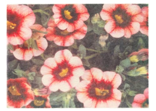 Flowers drip paint | Photography by She Hit Pause