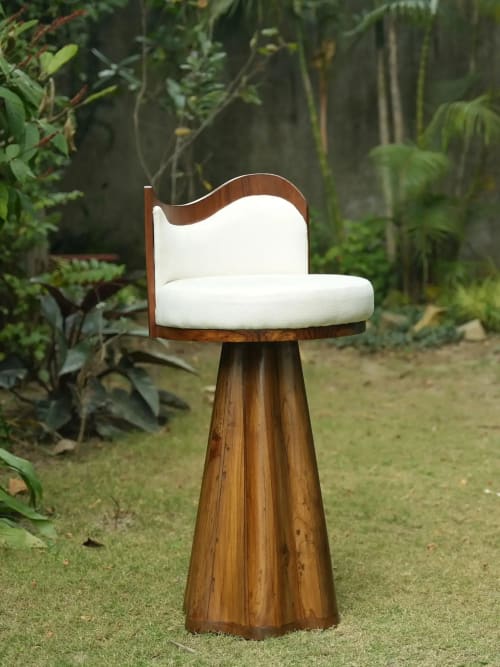 Verve Barstool | Bar Stool in Chairs by THE STUDIO GRAIN