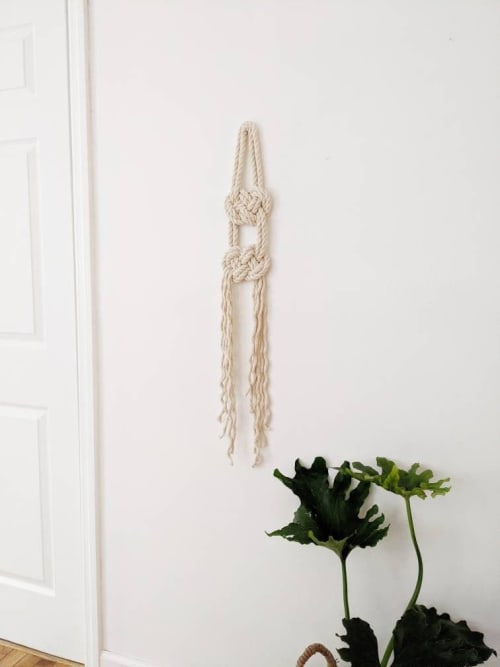 Josephine Knot | Ornament in Decorative Objects by Damaris Kovach
