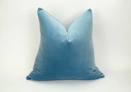 cornflower blue velvet pillow // blue velvet pillow // light | Pillows by velvet + linen