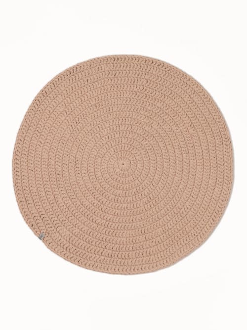 Round plain rug | Area Rug in Rugs by Anzy Home