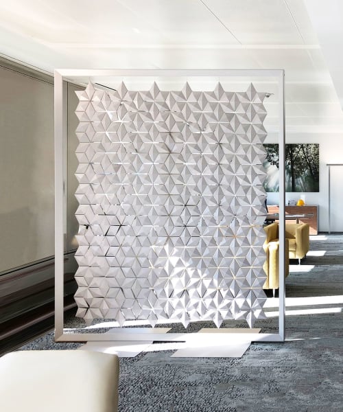 Freestanding room divider Facet 238 x 260cm | Decorative Objects by Bloomming, Bas van Leeuwen & Mireille Meijs