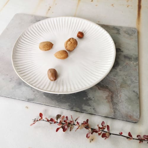 Modern stone pastel tones placemat for table decor, 1 pc. | Tableware by DecoMundo Home