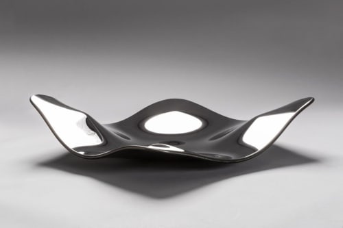 Manta Silver Platter | Serveware by PlusObject