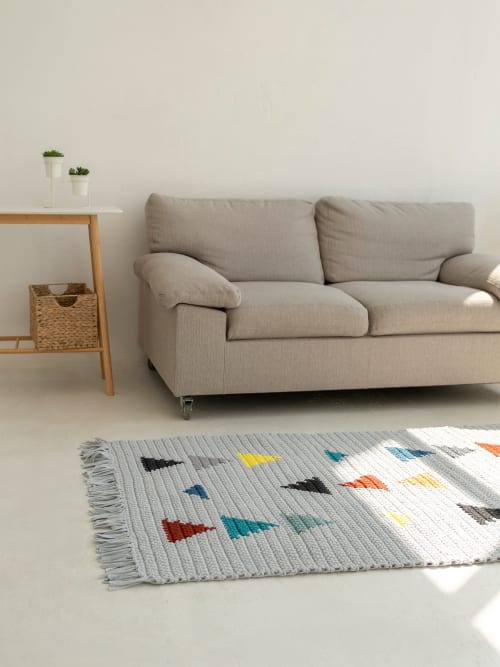 Rectangular rug with color triangles | custom colors and des | Rugs by Anzy Home