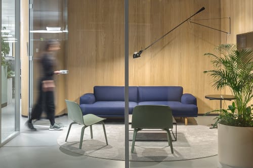 Chairs | Chairs by Muuto | Roche in Beograd