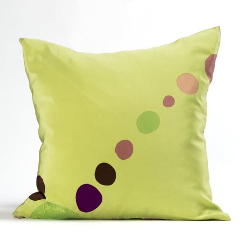 Double "Dots" screen-printed 100% silk cushion cover | Pillows by Natalia Lumbreras