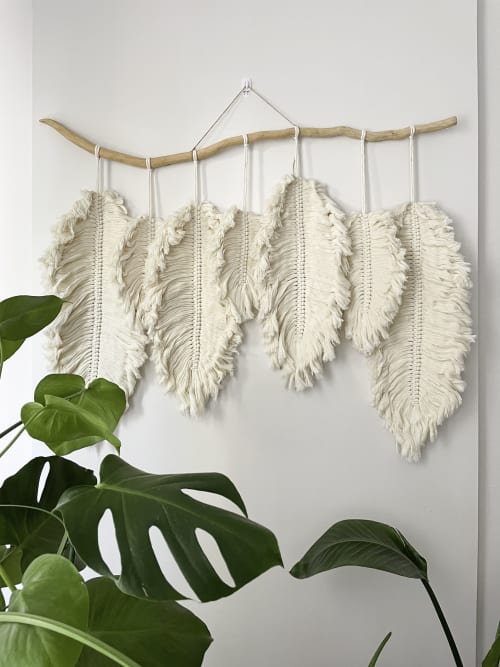 Neutral Shaggy Macrame Feathers/Leaves | Macrame Wall Hanging in Wall Hangings by Damla